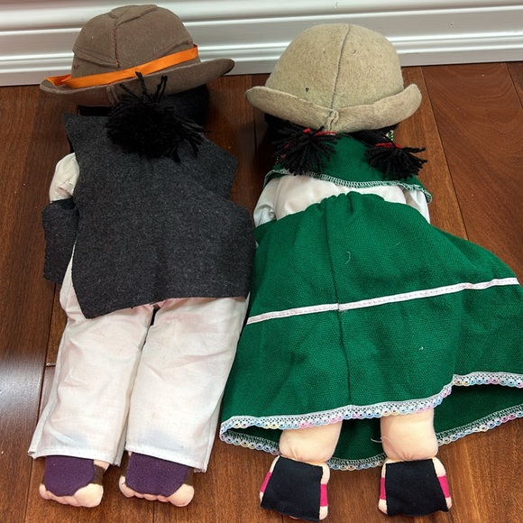 Ecuadorian Artisanal Dolls - Picture 4 of 5